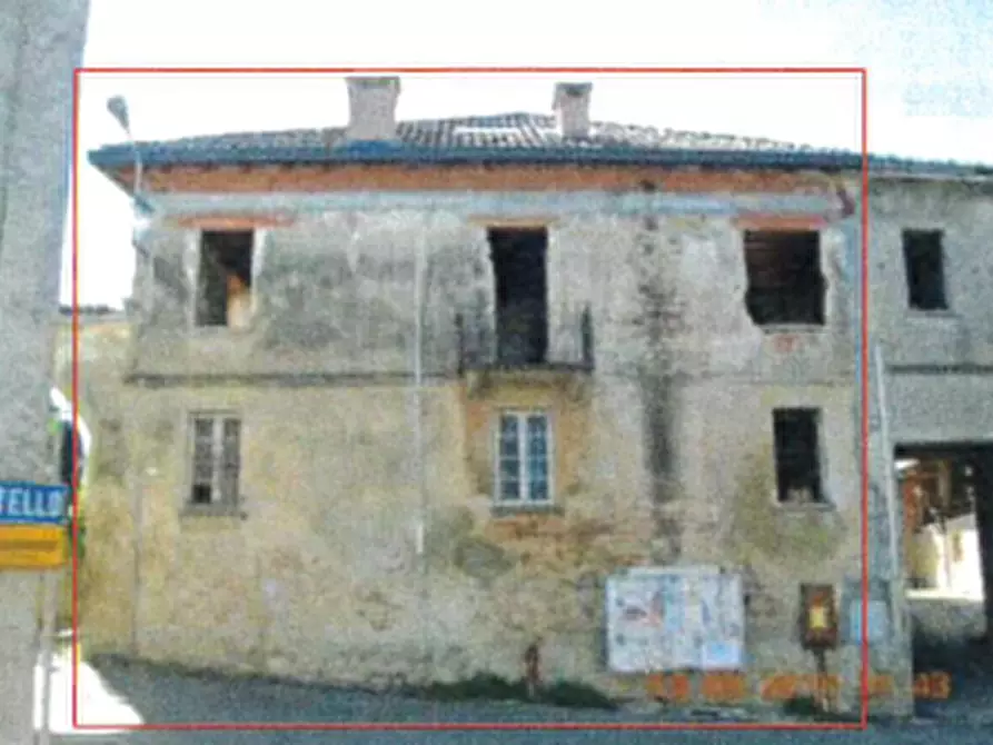 Casa indipendente in vendita in Via Martiri della Libertà 118 a Santa Giuletta