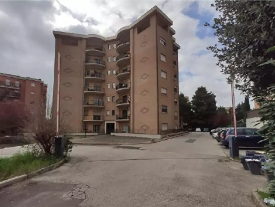 Appartamento in vendita in Via Giovanni Giolitti, N. 9 a Corciano