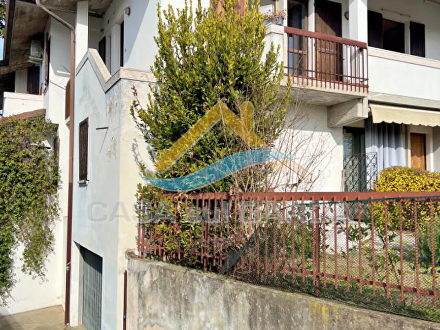 Appartamento in vendita in Via Todeschino a Sirmione