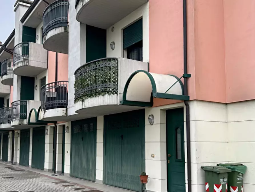 Appartamento in vendita in Via Bonifacio a Camisano Vicentino