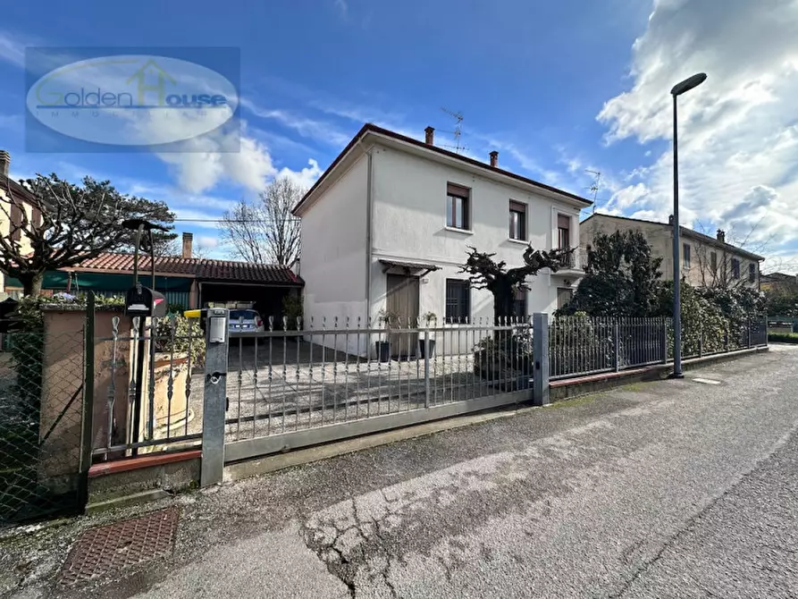 Casa bifamiliare in vendita in Via Gnudi 1 - 3 a Argenta