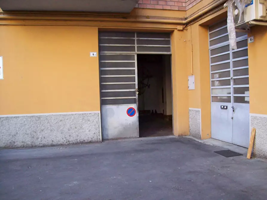 Magazzino in vendita in VIA LOMBARDIA a Bologna