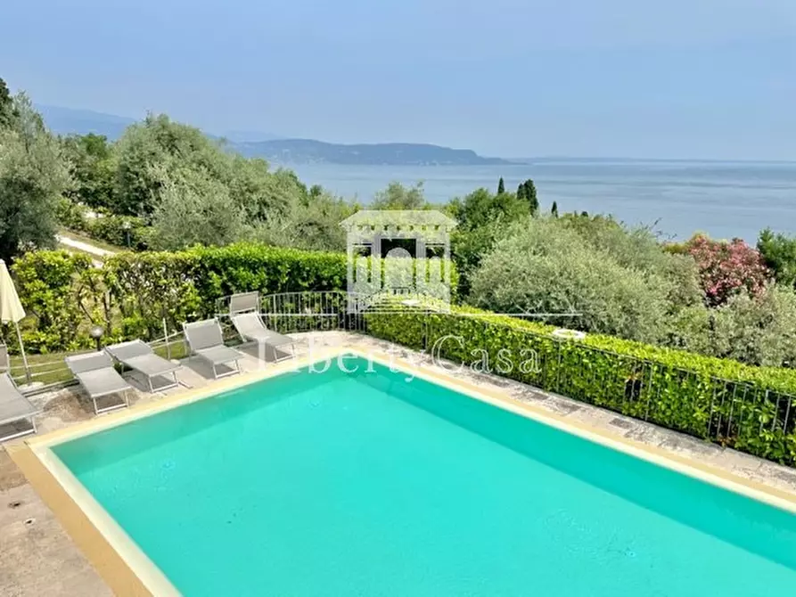 Casa bifamiliare in vendita in Via Belvedere 4 a Gardone Riviera