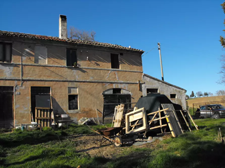 Immagine 8 di Rustico / casale in vendita  a Senigallia