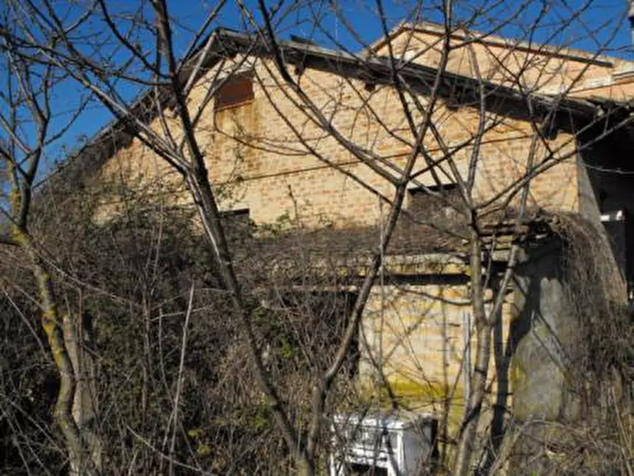 Immagine 15 di Rustico / casale in vendita  a Senigallia