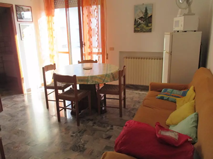 Immagine 11 di Appartamento in vendita  a Trecastelli