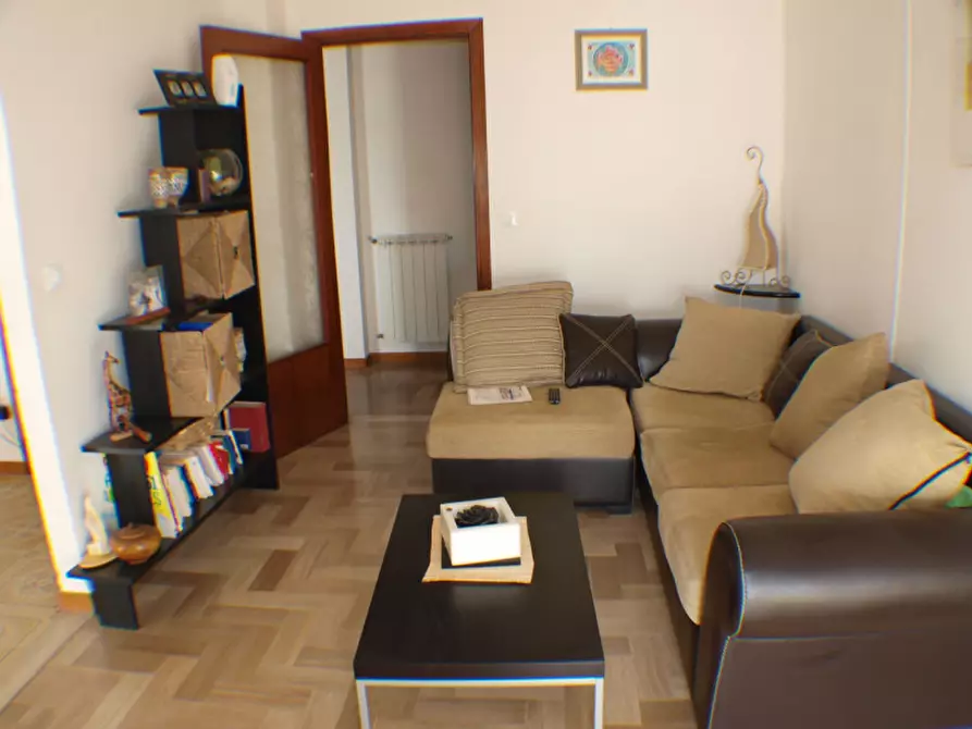 Immagine 2 di Appartamento in vendita  a Senigallia