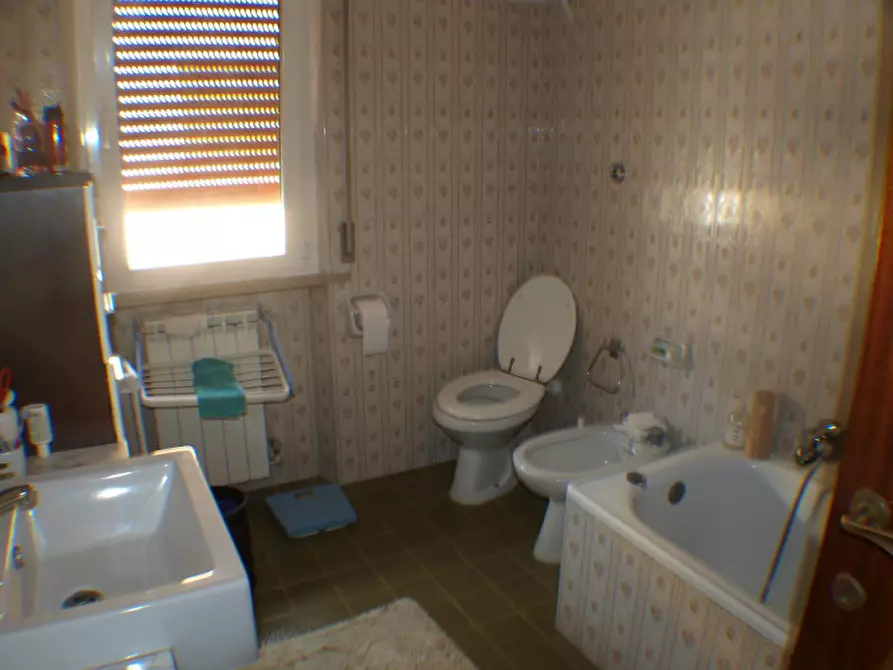 Immagine 22 di Appartamento in vendita  a Senigallia