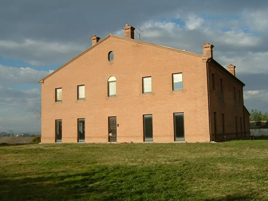 Immagine 4 di Casa indipendente in vendita  a Senigallia