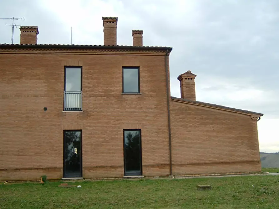 Immagine 13 di Casa indipendente in vendita  a Senigallia