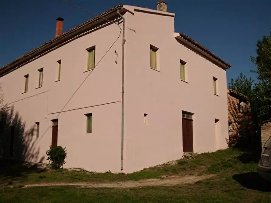 Immagine 5 di Rustico / casale in vendita  a Castelleone Di Suasa