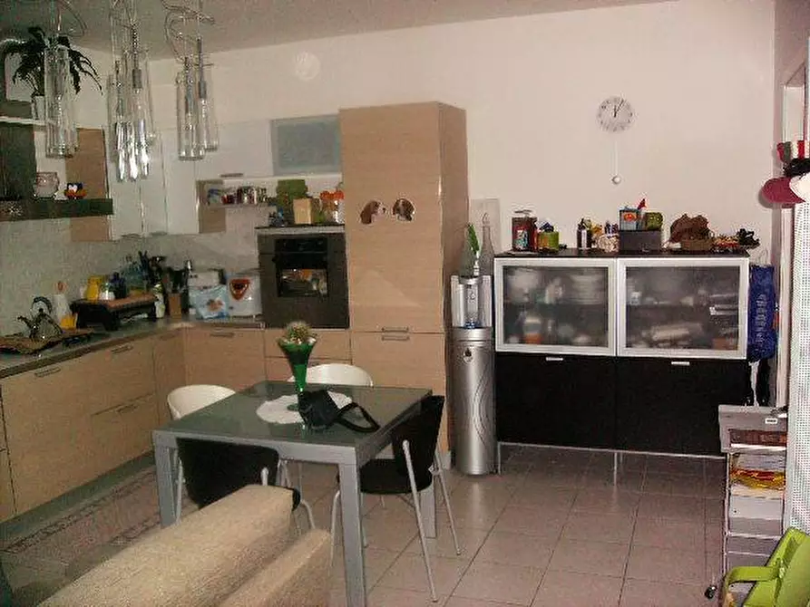 Immagine 2 di Appartamento in vendita  a Senigallia