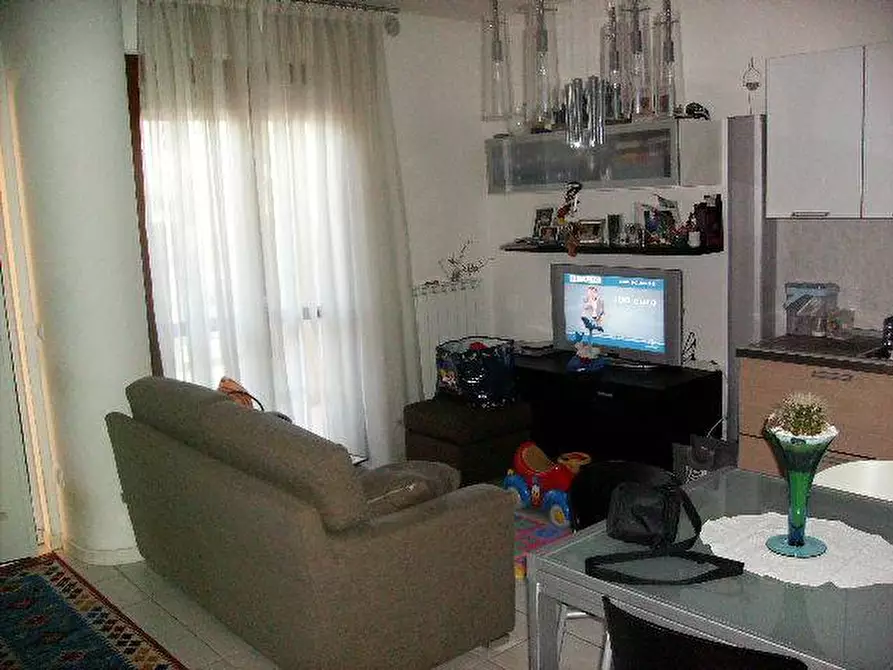 Immagine 3 di Appartamento in vendita  a Senigallia