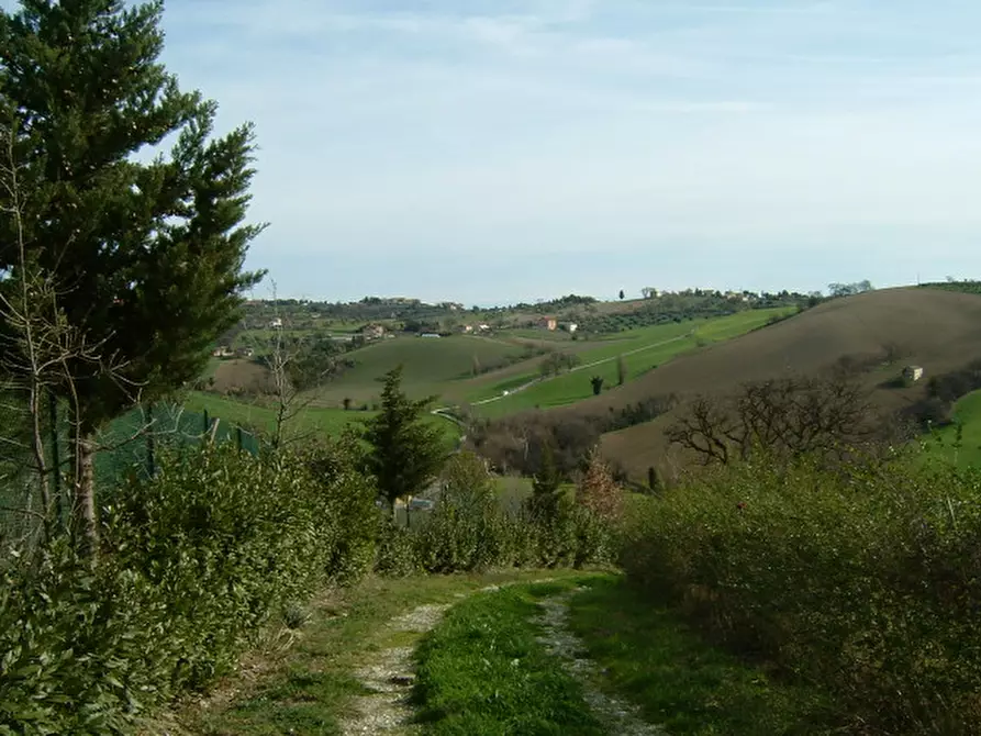 Immagine 1 di Rustico / casale in vendita  a Senigallia