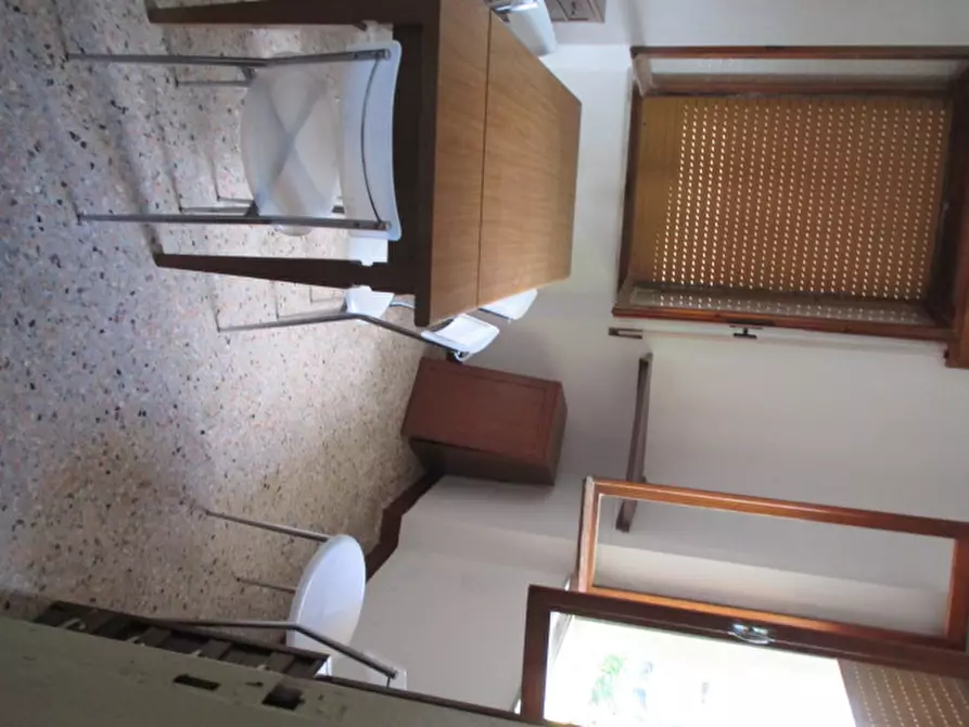 Immagine 2 di Appartamento in vendita  a Senigallia