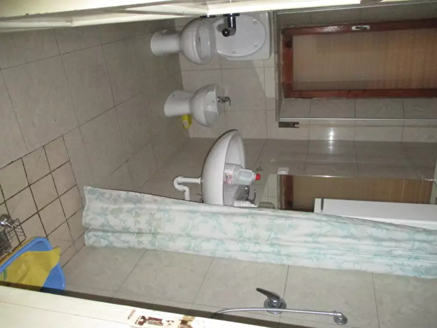 Immagine 5 di Appartamento in vendita  a Senigallia