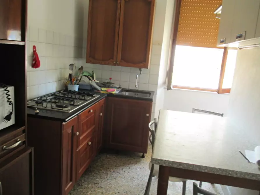 Immagine 8 di Appartamento in vendita  a Senigallia