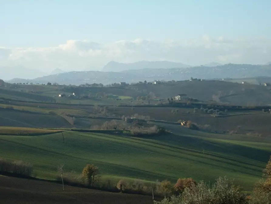 Immagine 1 di Rustico / casale in vendita  a Ostra