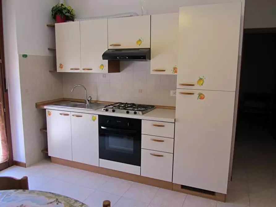 Immagine 2 di Appartamento in vendita  a Senigallia