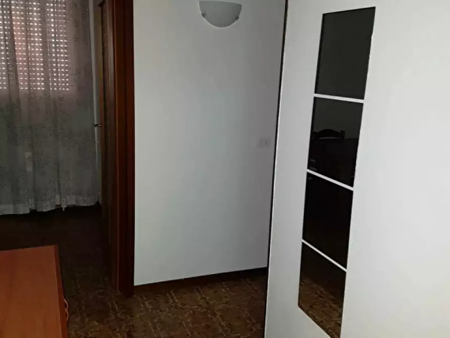 Immagine 12 di Appartamento in affitto  in Via Modena a Padova