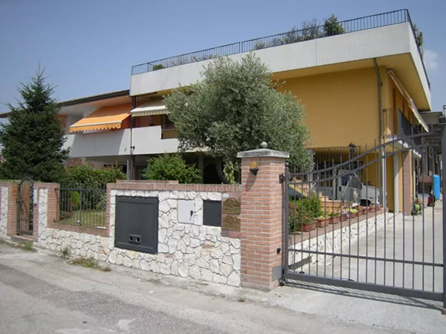 Immagine 2 di Casa bifamiliare in vendita  in Via Alessandro Volta a Campiglia Dei Berici