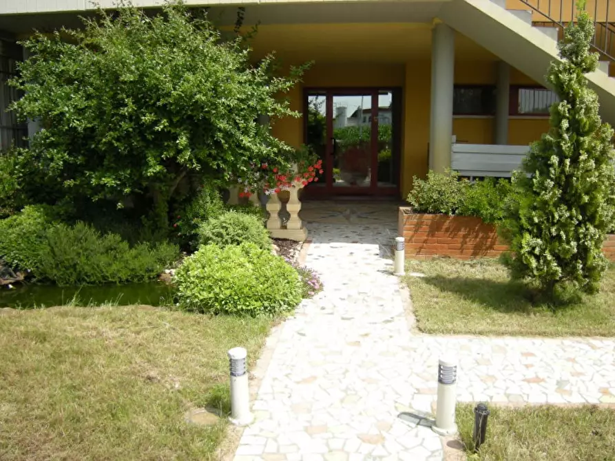 Immagine 7 di Casa bifamiliare in vendita  in Via Alessandro Volta a Campiglia Dei Berici