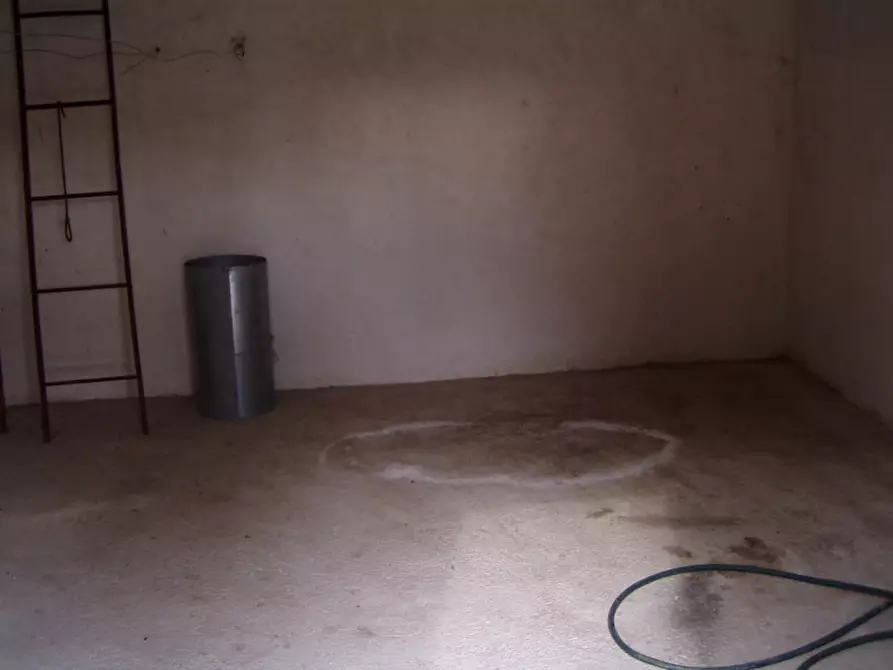 Immagine 12 di Casa indipendente in vendita  a Corinaldo