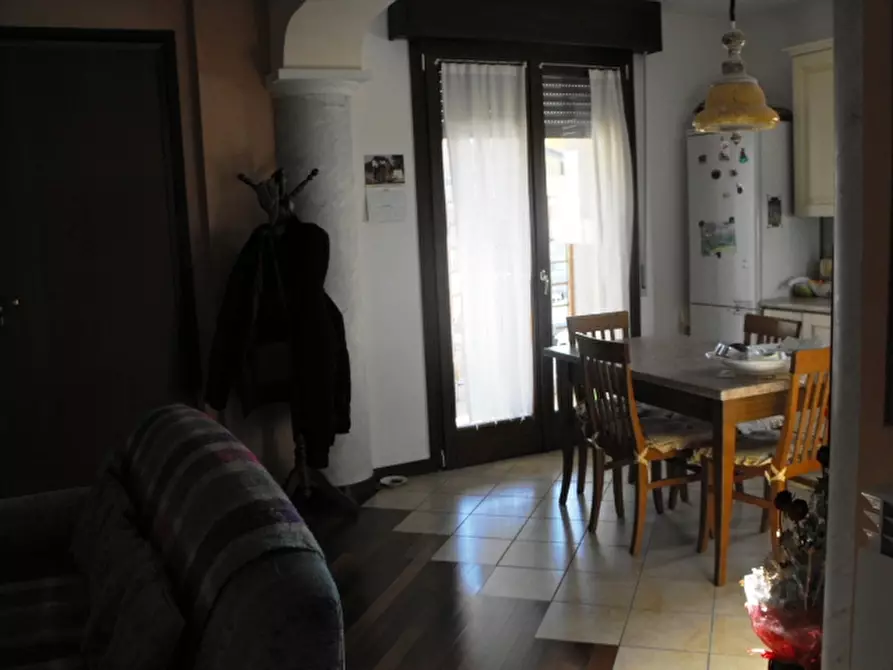 Immagine 2 di Appartamento in vendita  a Trecastelli