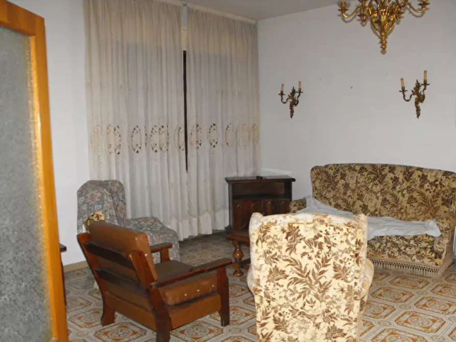 Immagine 4 di Appartamento in vendita  a Senigallia