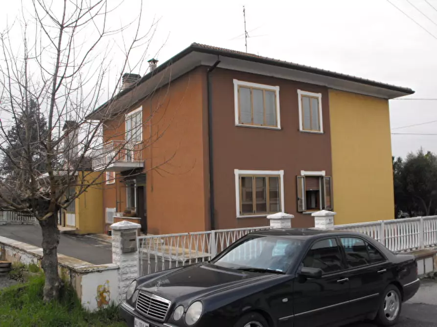 Immagine 21 di Appartamento in vendita  a Senigallia