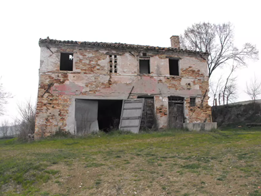 Immagine 3 di Rustico / casale in vendita  a Senigallia