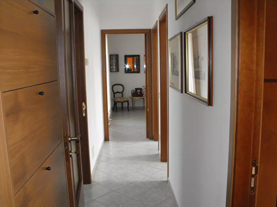 Immagine 9 di Appartamento in vendita  a Trecastelli