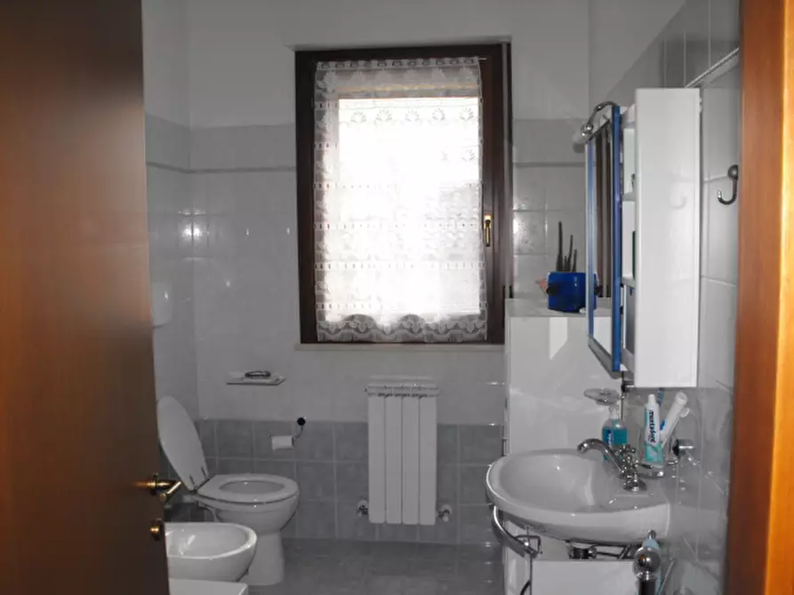 Immagine 13 di Appartamento in vendita  a Trecastelli