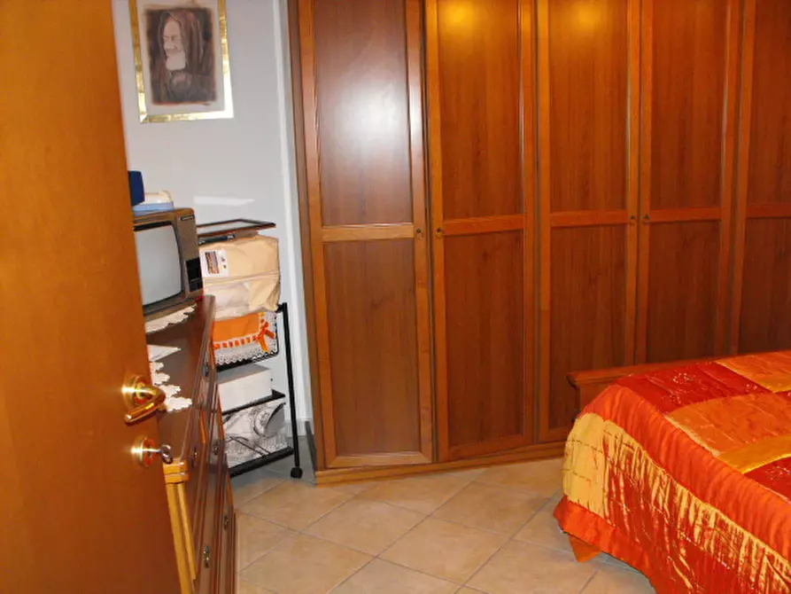 Immagine 7 di Appartamento in vendita  a Trecastelli