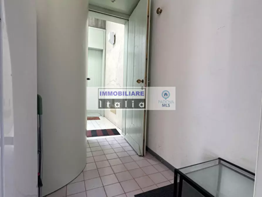 Immagine 10 di Monolocale in affitto  in via San Pietro a Padova