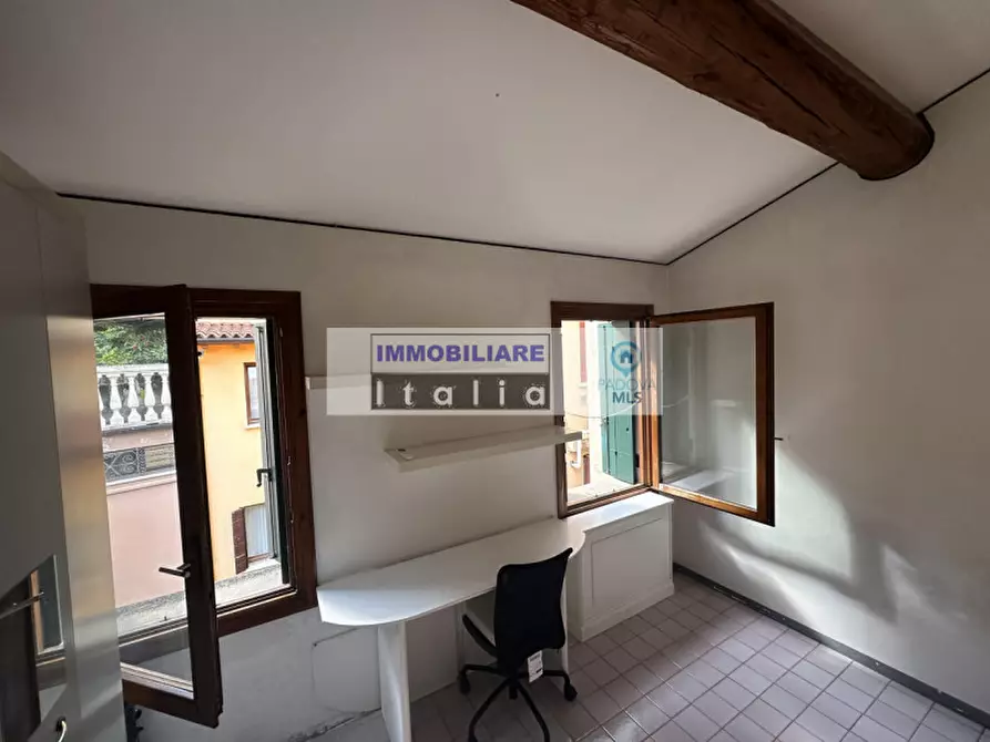 Immagine 15 di Monolocale in affitto  in via San Pietro a Padova