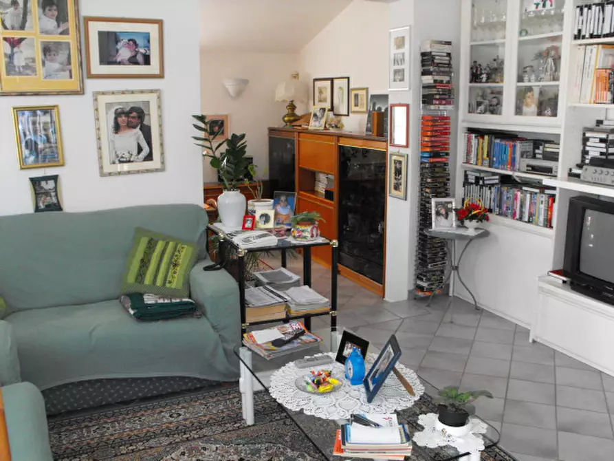 Immagine 2 di Appartamento in vendita  a Senigallia