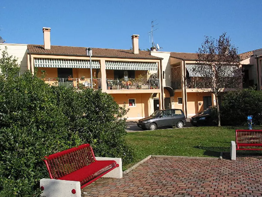 Immagine 14 di Appartamento in affitto  in VIA DEI FANTI a Ponzano Veneto