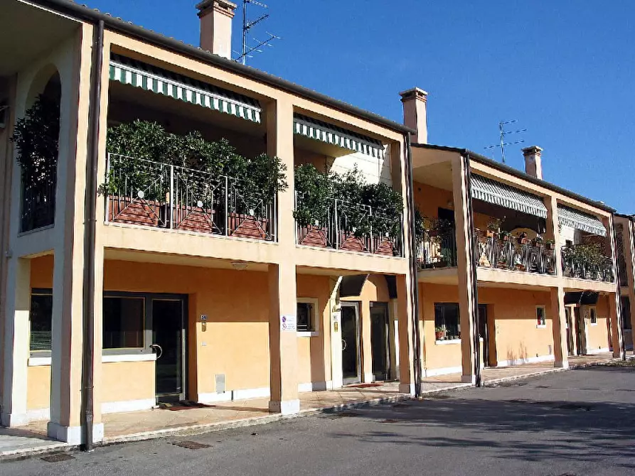 Immagine 15 di Appartamento in affitto  in VIA DEI FANTI a Ponzano Veneto