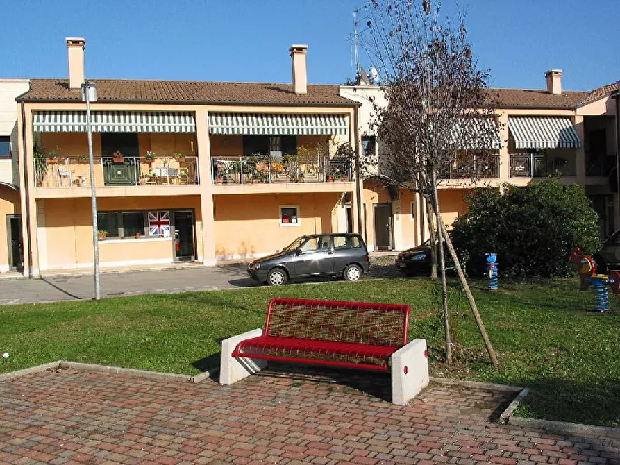 Immagine 16 di Appartamento in affitto  in VIA DEI FANTI a Ponzano Veneto
