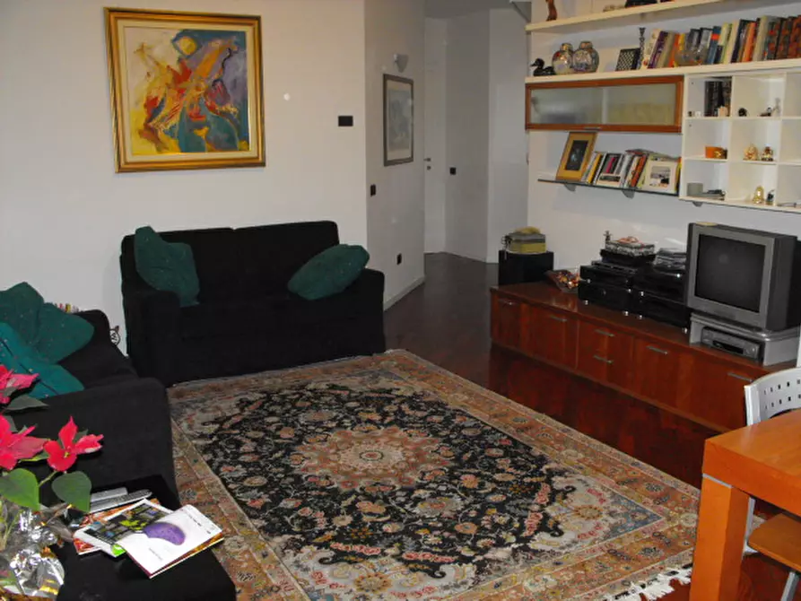 Immagine 2 di Appartamento in vendita  a Senigallia