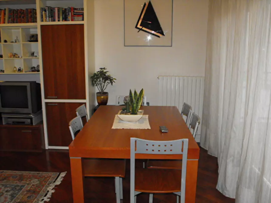 Immagine 15 di Appartamento in vendita  a Senigallia