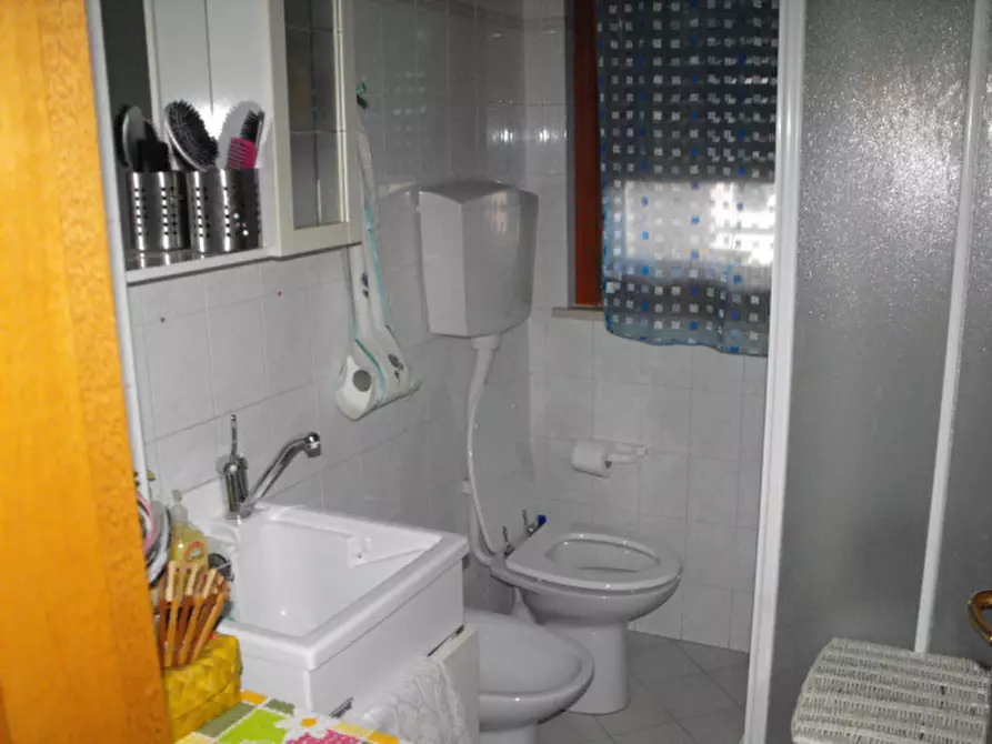 Immagine 6 di Appartamento in vendita  a Senigallia