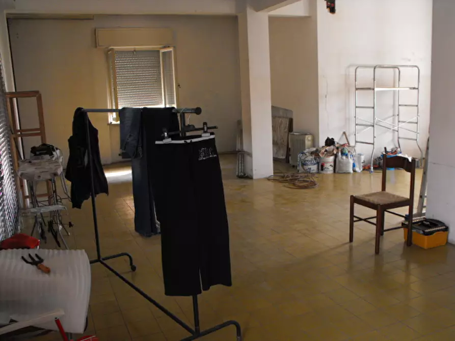 Immagine 2 di Appartamento in vendita  a Senigallia