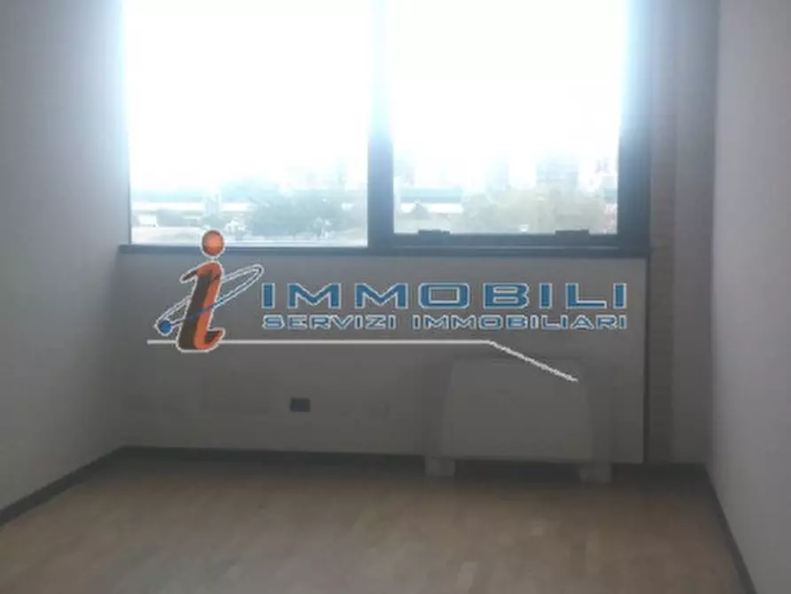 Immagine 21 di Ufficio in affitto  in VIA CANTORE GEN. a Sesto San Giovanni