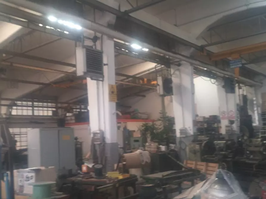 Immagine 17 di Laboratorio in affitto  in VIALE MONZA a Milano