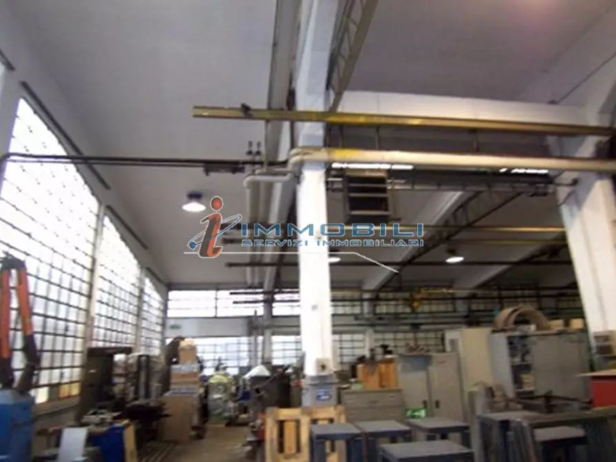Immagine 3 di Capannone industriale in affitto  in VIALE MONZA a Milano