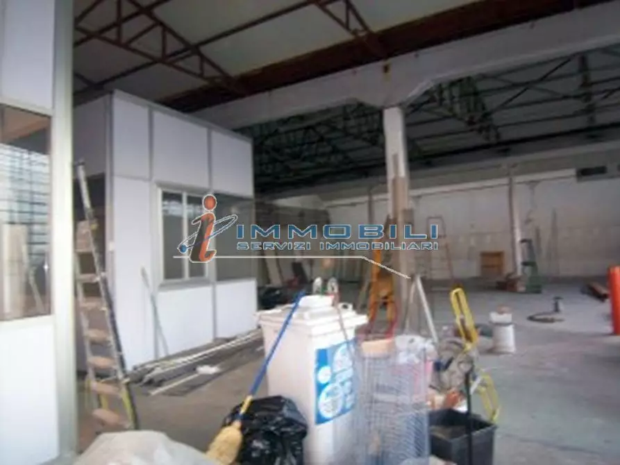 Immagine 8 di Capannone industriale in affitto  in VIALE MONZA a Milano