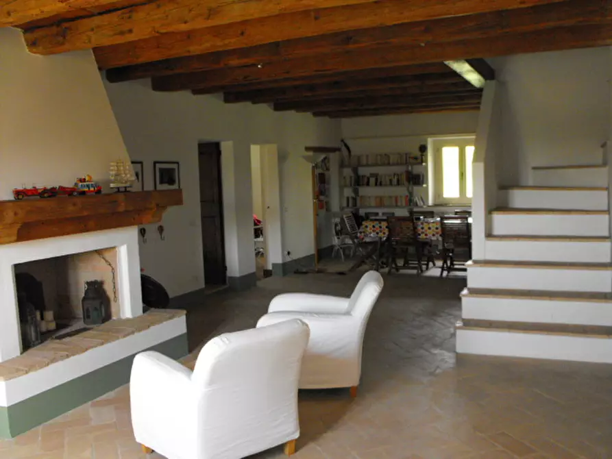 Immagine 2 di Casa indipendente in vendita  a Senigallia