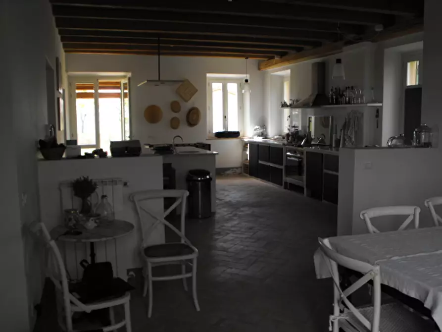 Immagine 9 di Casa indipendente in vendita  a Senigallia